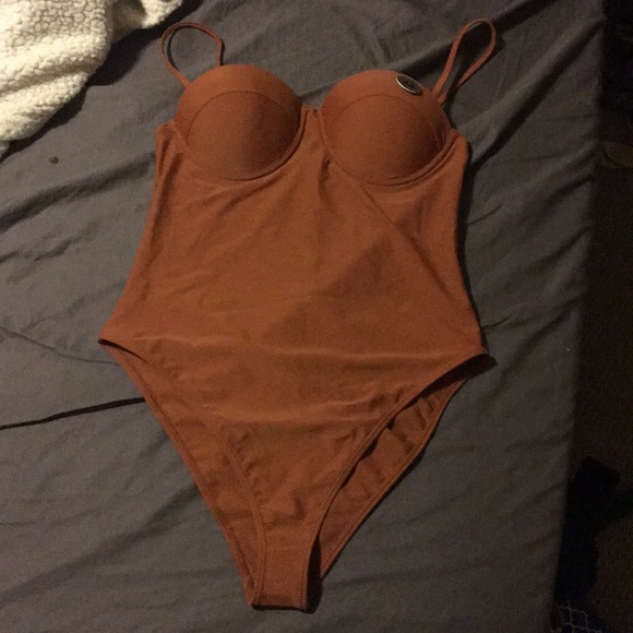 One piece swimsuit; too big for my size - Picture 2 of 3